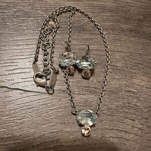 Sabika!
Elegant Silver Jewelry Set with Crystal Accents